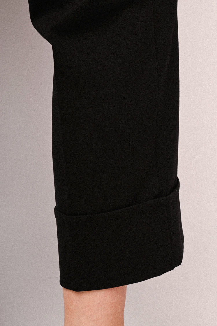 Turn-up wide-leg trousers