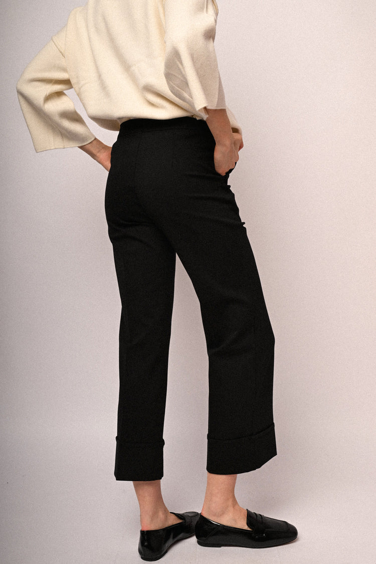 Turn-up wide-leg trousers