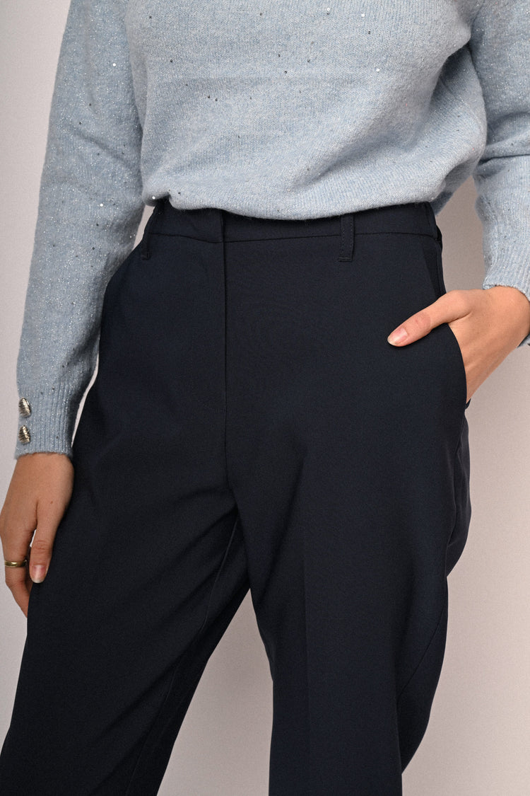 Side pockets basic trousers