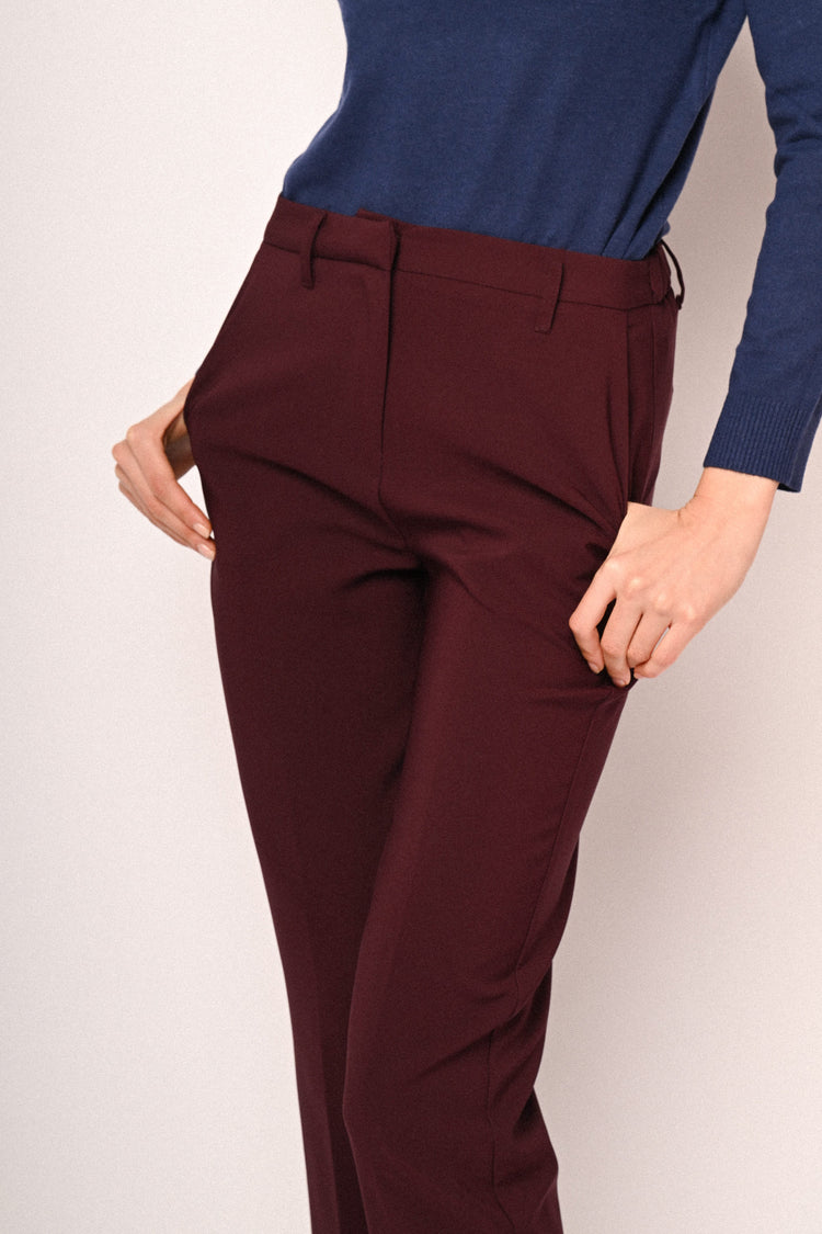 Side pockets basic trousers