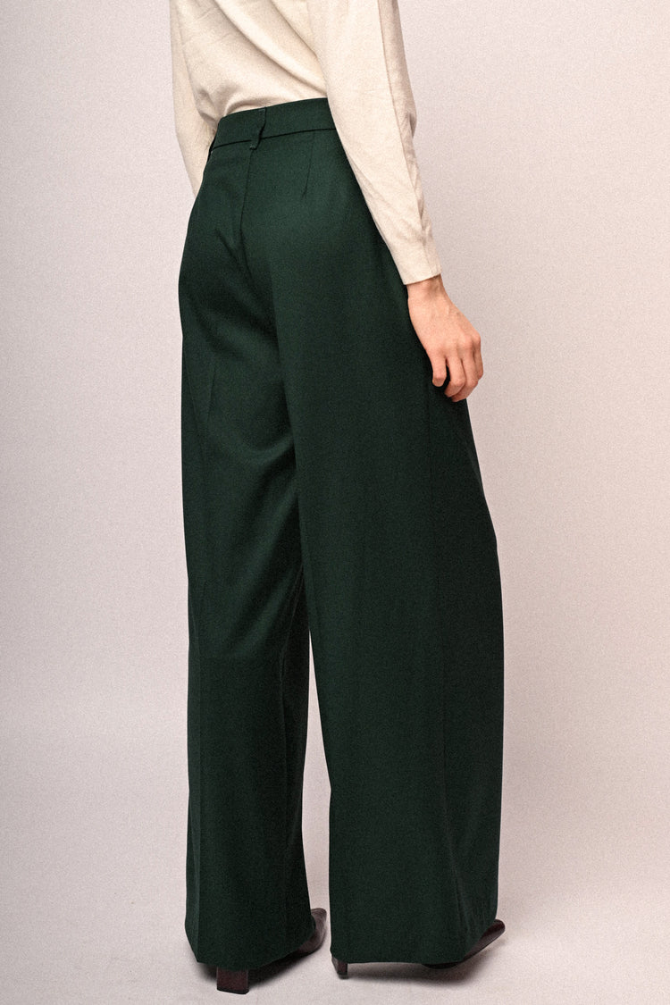 Darts wide-leg trousers