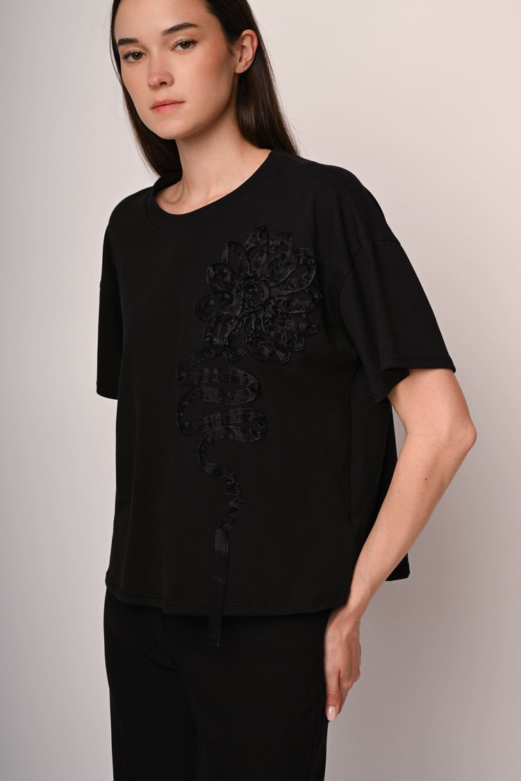 Floral-detail t-shirt