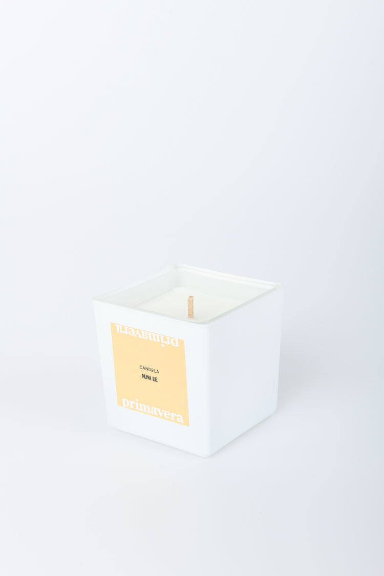 Nunarmonia Spring scented candle