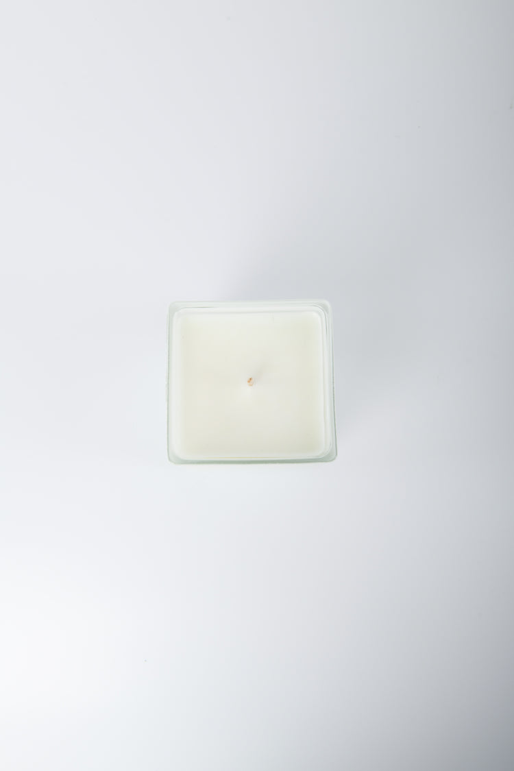 Nunarmonia Spring scented candle