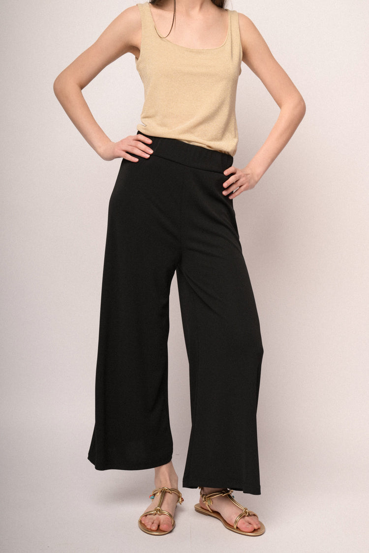 Black cropped culotte pants