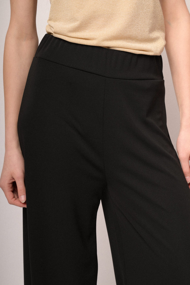 Black cropped culotte pants