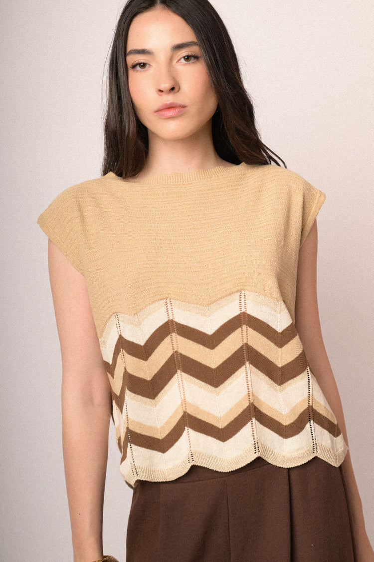 Multicolor zig-zag beige knit top