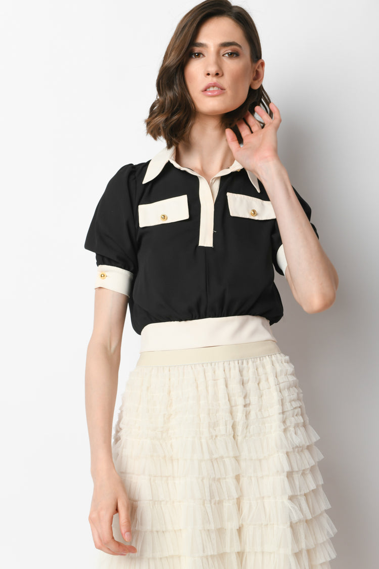 Contrast profiles cropped shirt