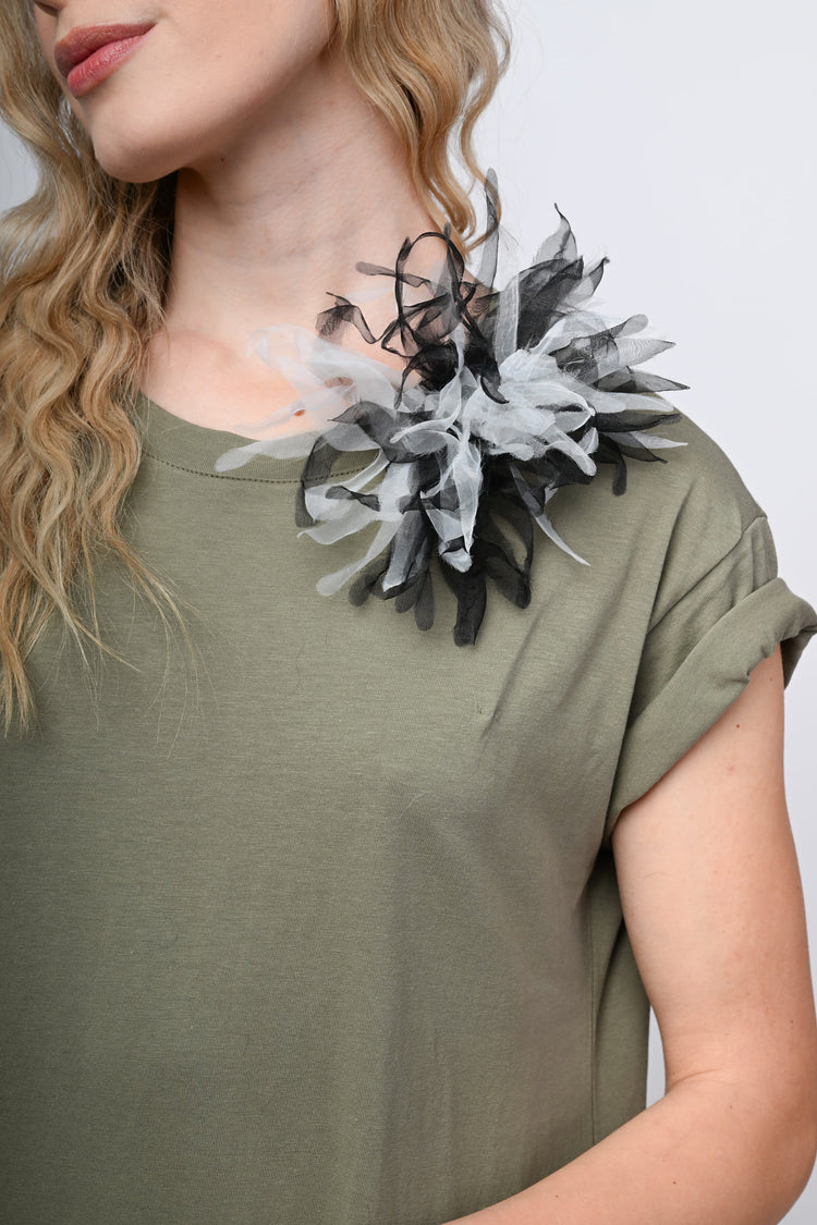3D floral brooch long dress