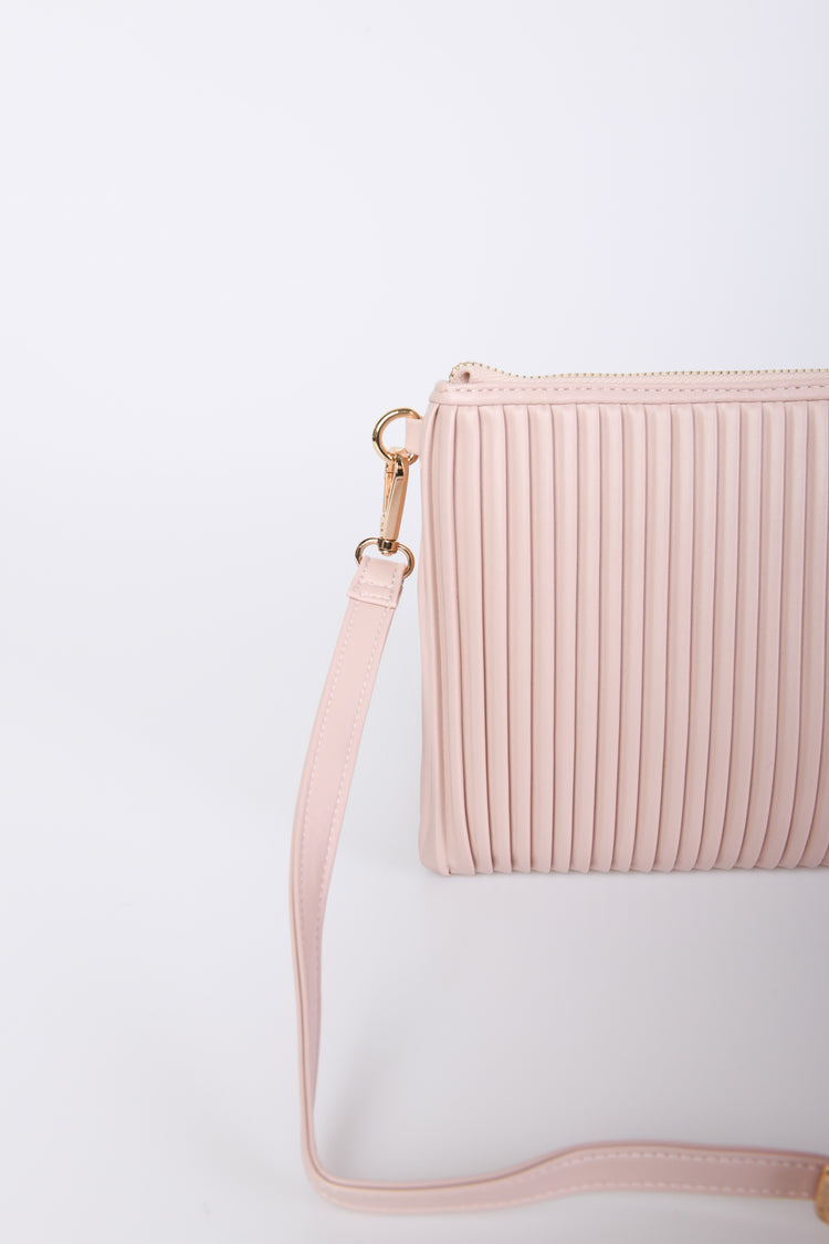 Ribbed faux leather clutch bag