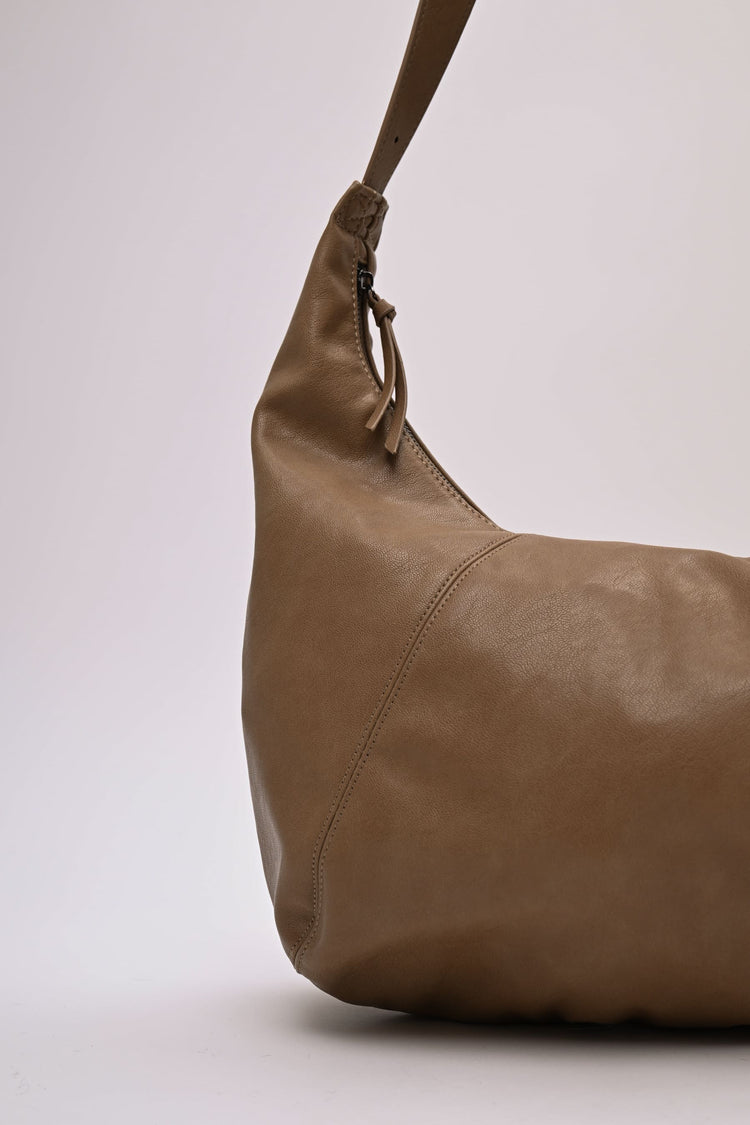Borsa a spalla in similpelle cioccolato
