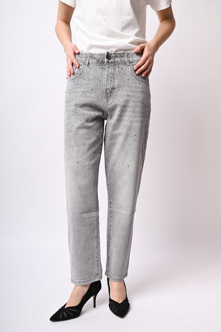 Rhinestone-embellished baggy jeans