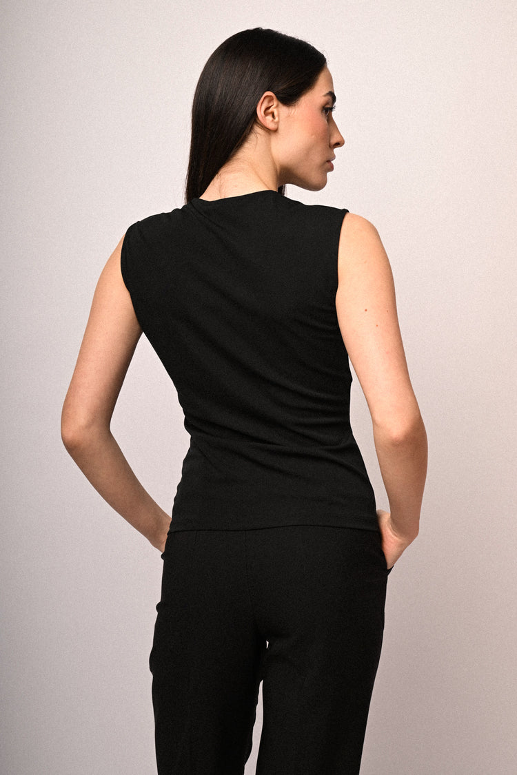 Cut-out & ring top
