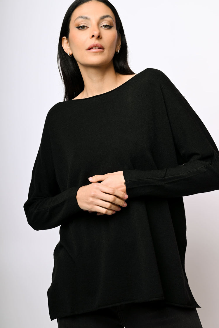 Splits oversized sweater