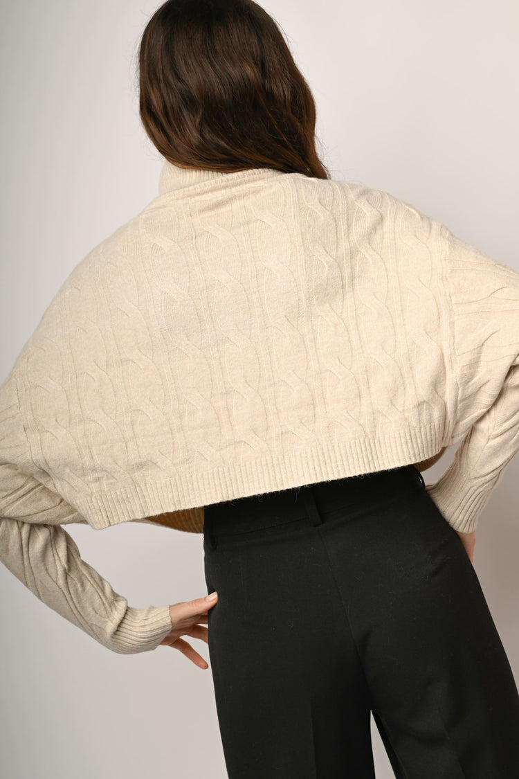 Cable-knit cropped turtleneck