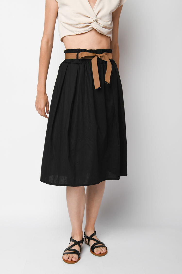 Belted stretch cotton skirt