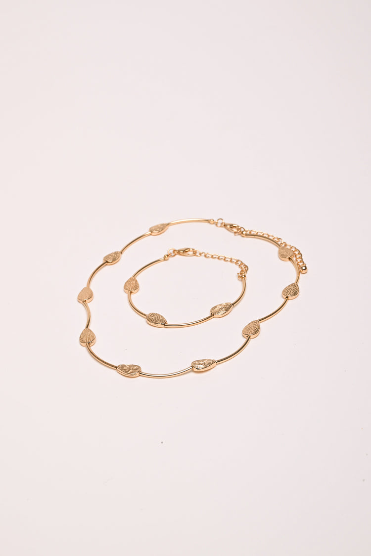 Necklace + bracelet metal set