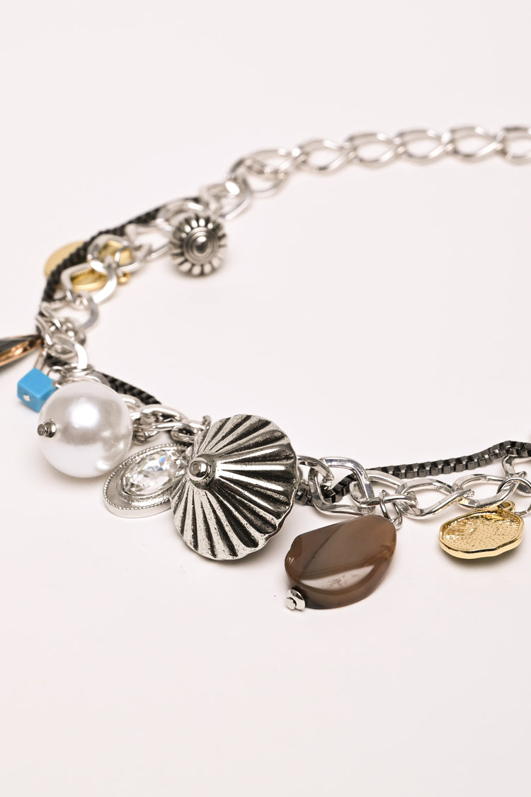 Jewel pendants necklace
