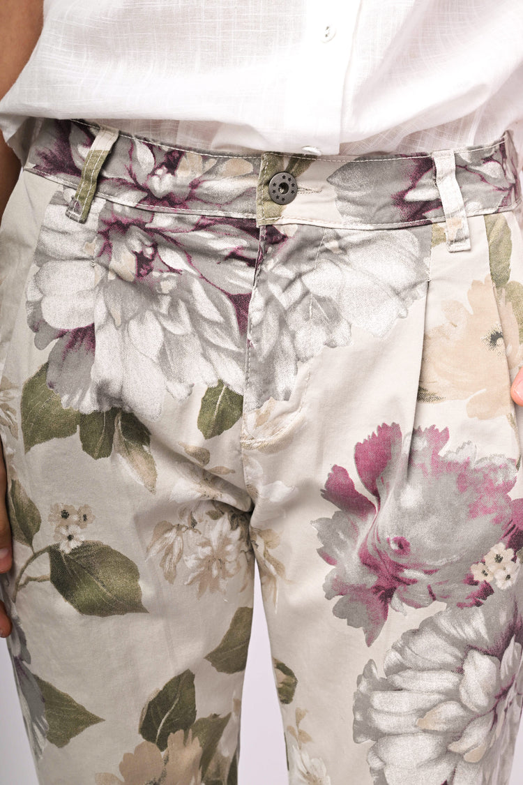 Floral print trousers