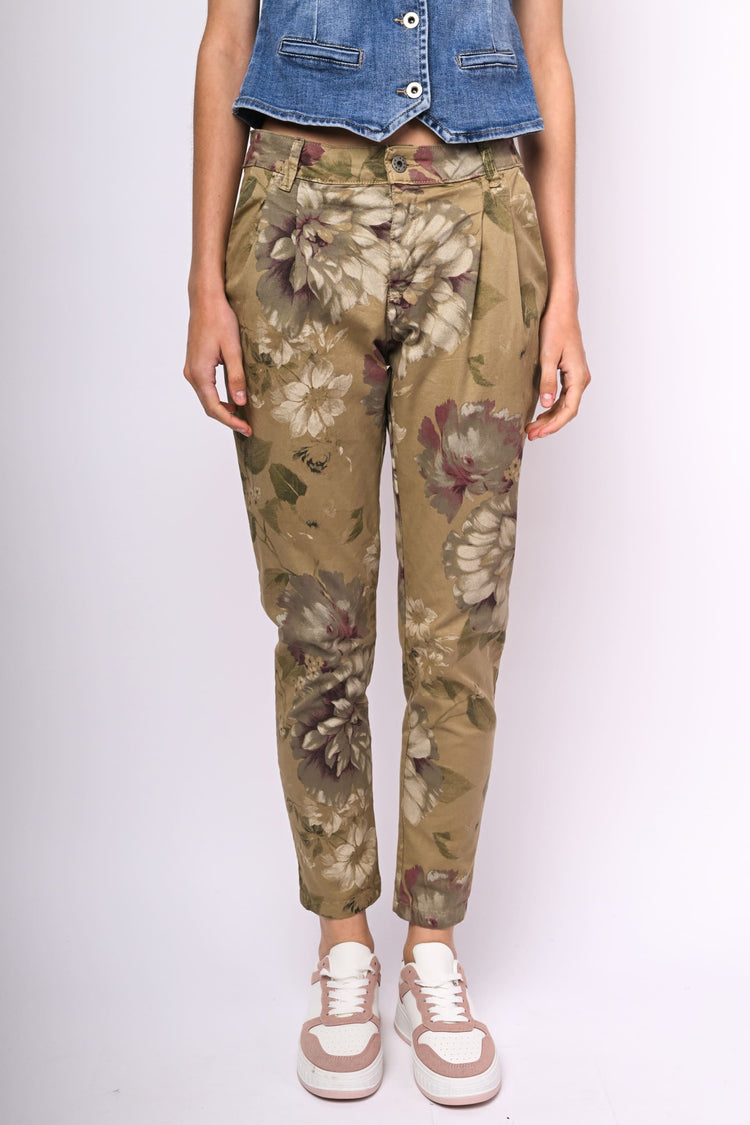 Floral print trousers