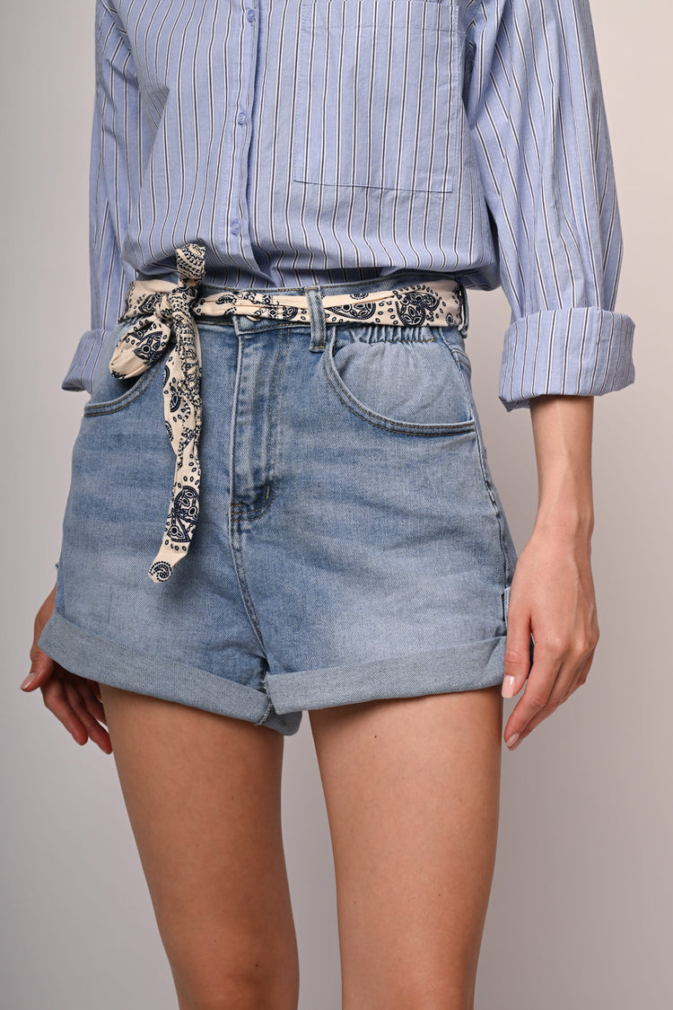 Scarf-belt denim shorts