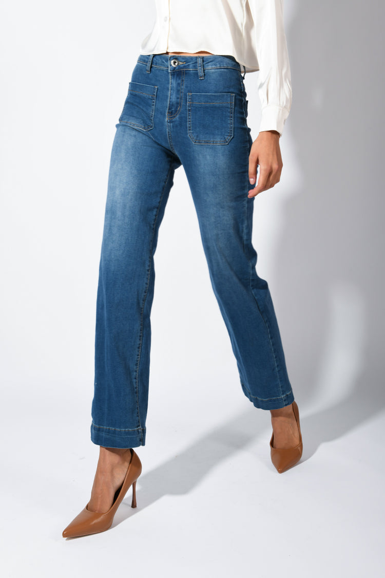 Patch pockets wide-leg jeans