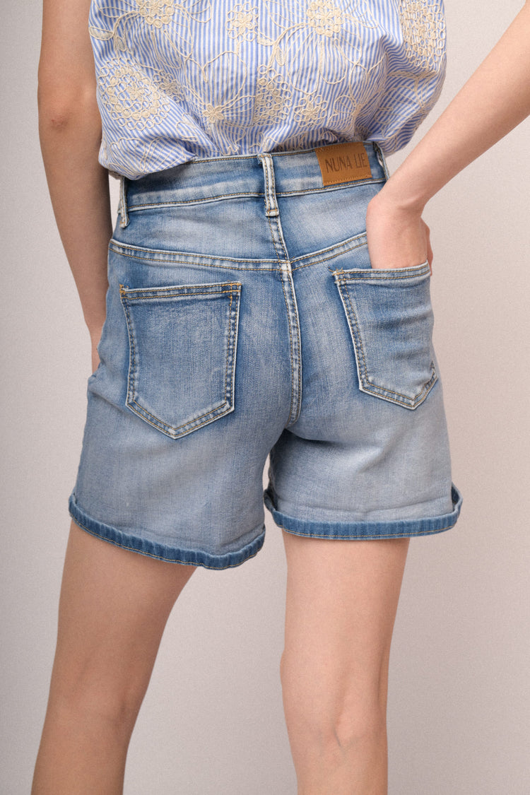 Light blue denim basic shorts