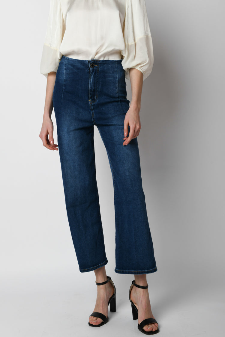 High-waist wide leg jeans