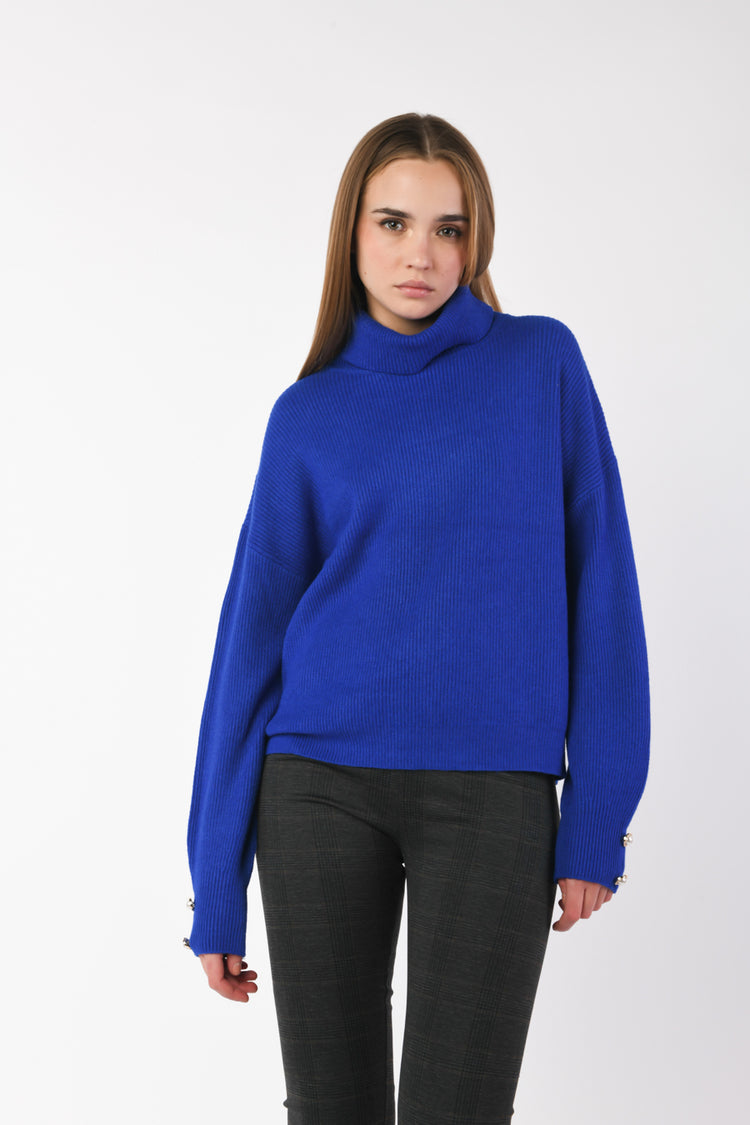 Ribbed knit turtleneck