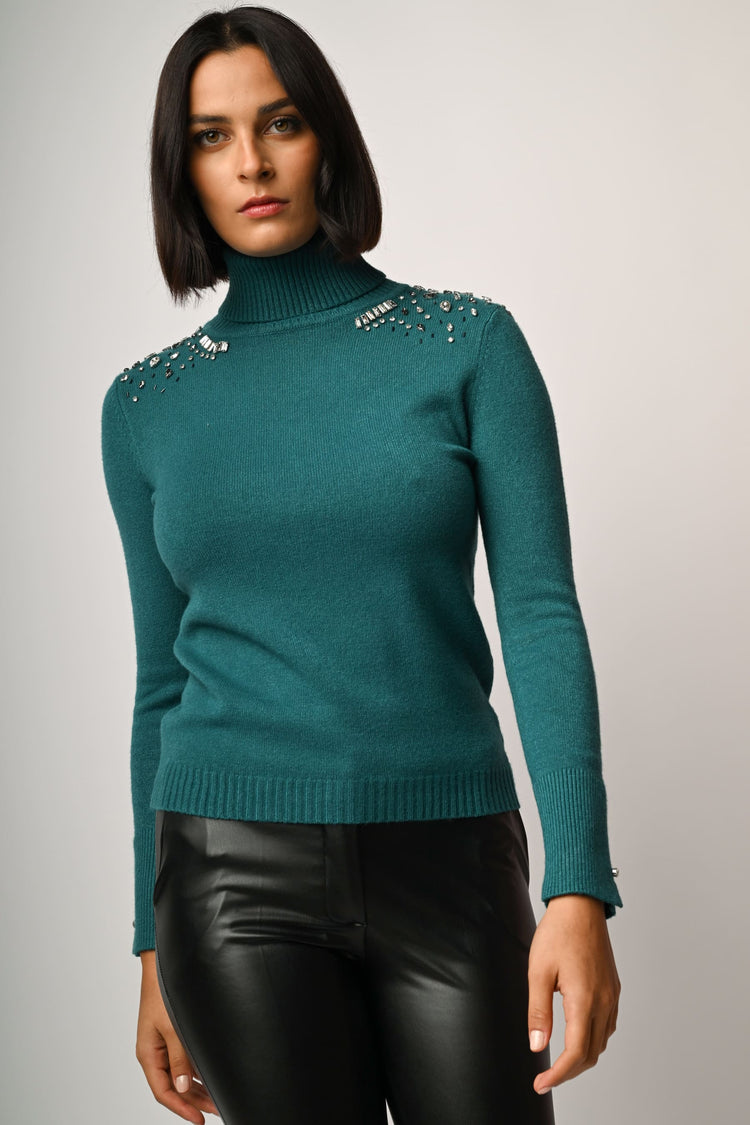 Rhinestone embellishment turtleneck