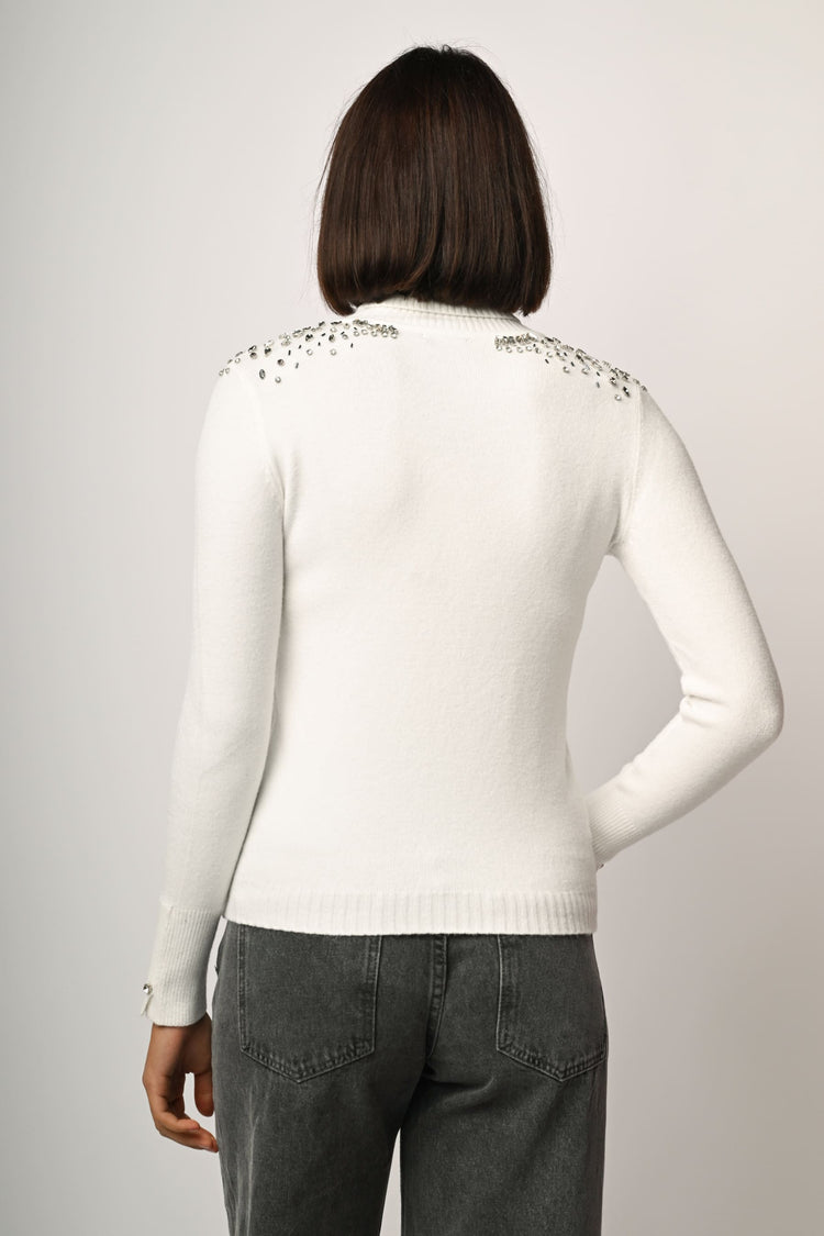 Rhinestone embellishment turtleneck