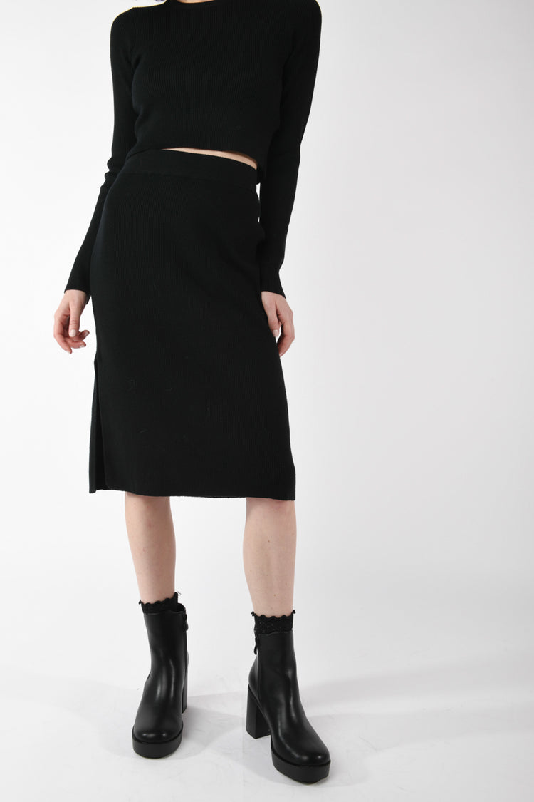 Ribbed knit skirt