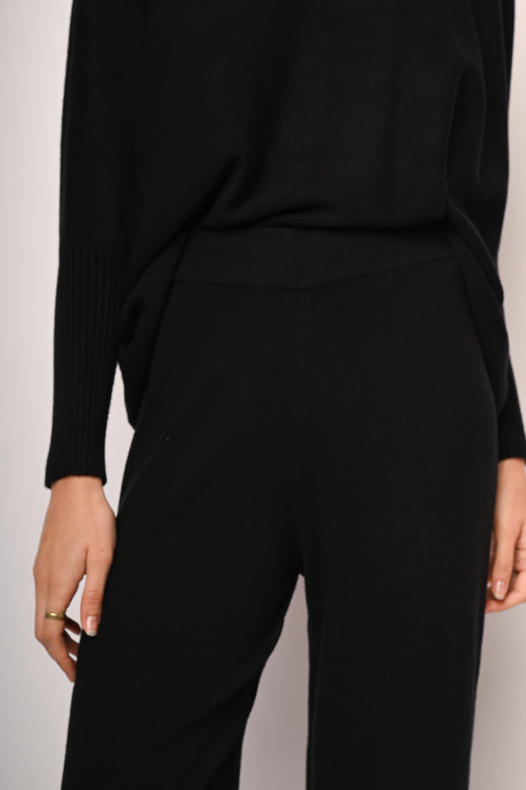 Knit wide-leg trousers