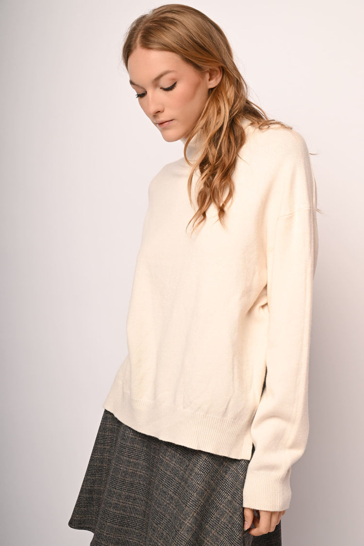 Oversized turtleneck