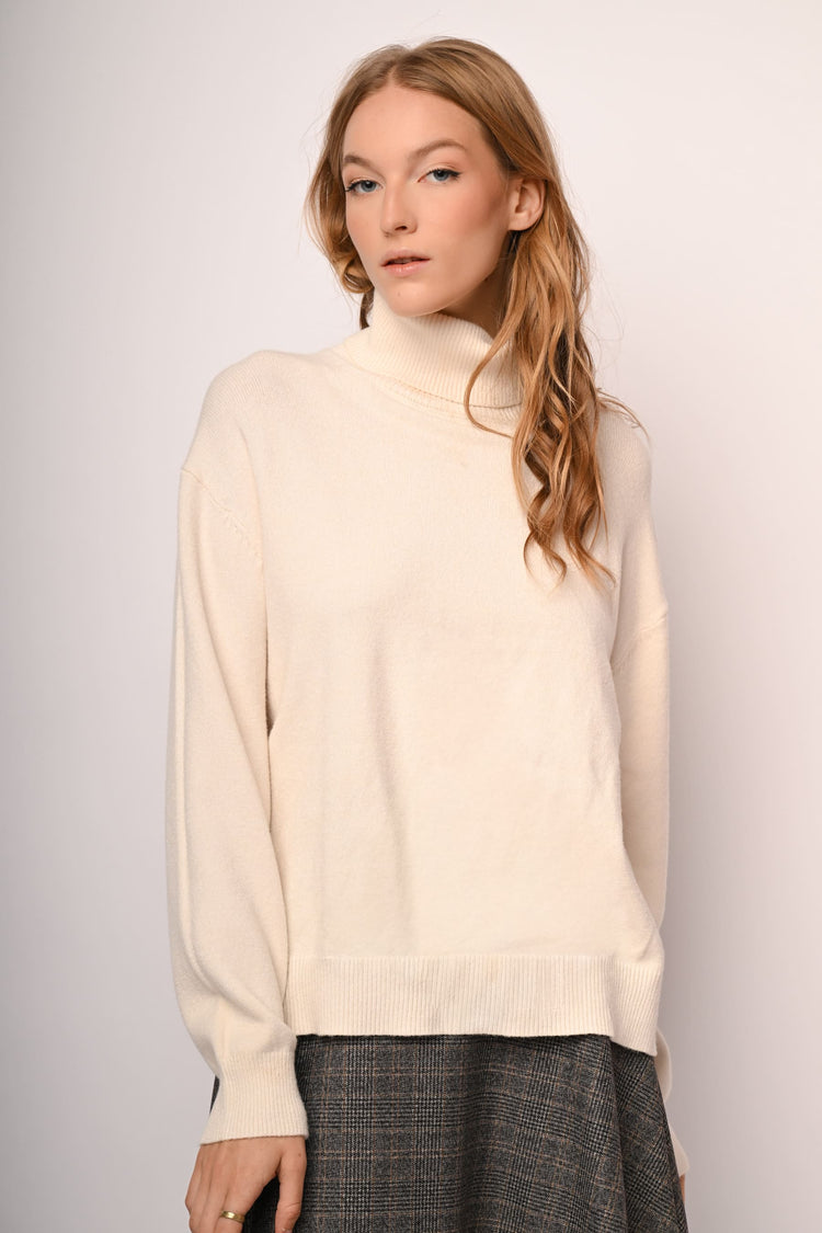Oversized turtleneck