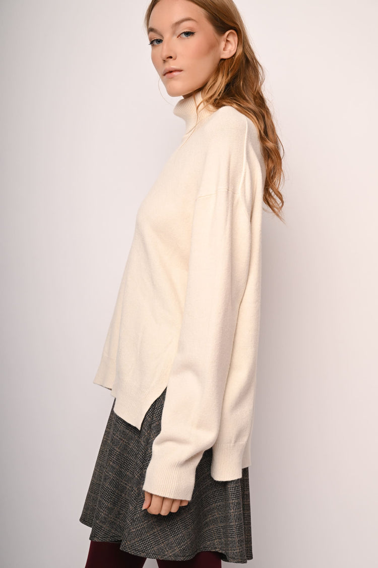 Oversized turtleneck