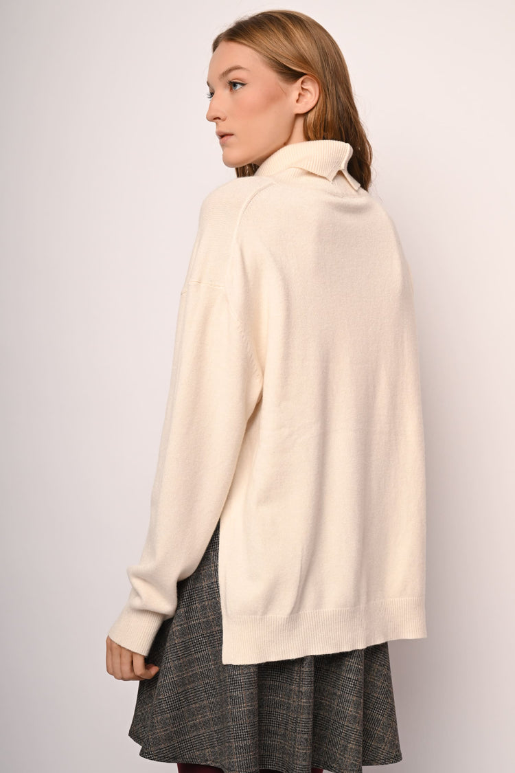 Oversized turtleneck