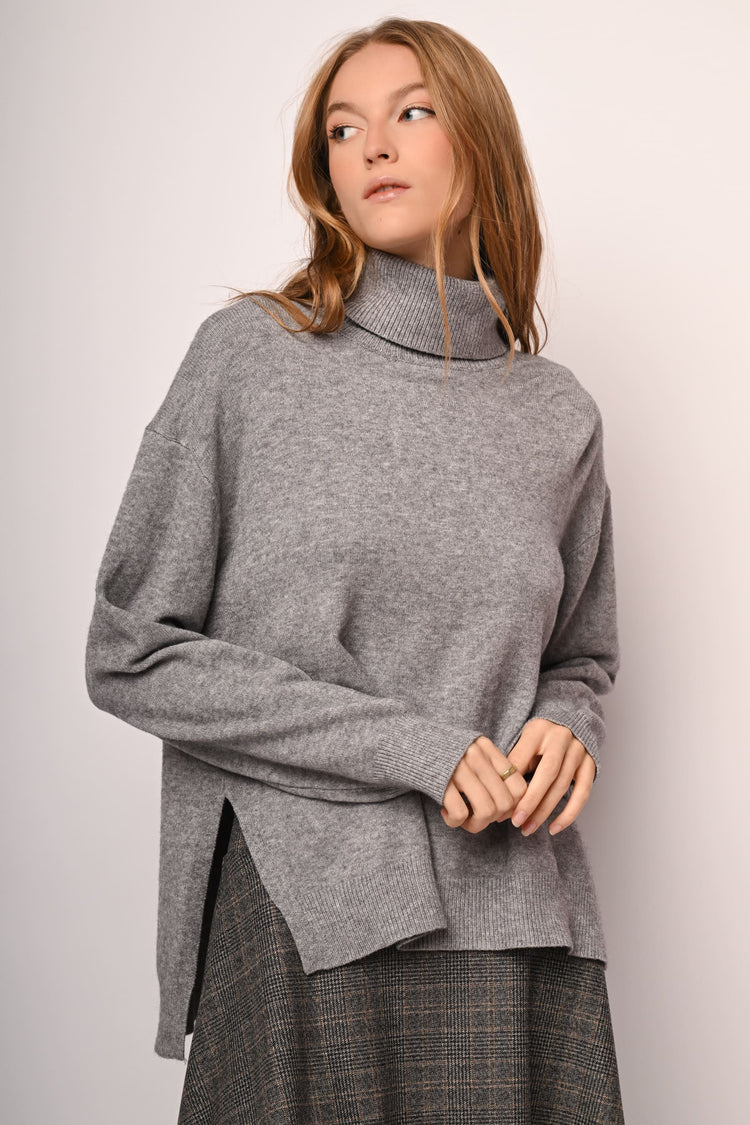 Oversized turtleneck