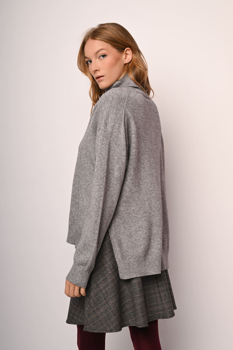 Oversized turtleneck