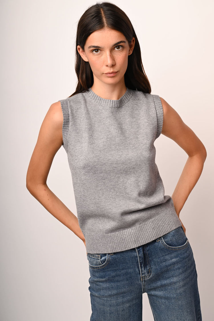 Sleeveless sweater