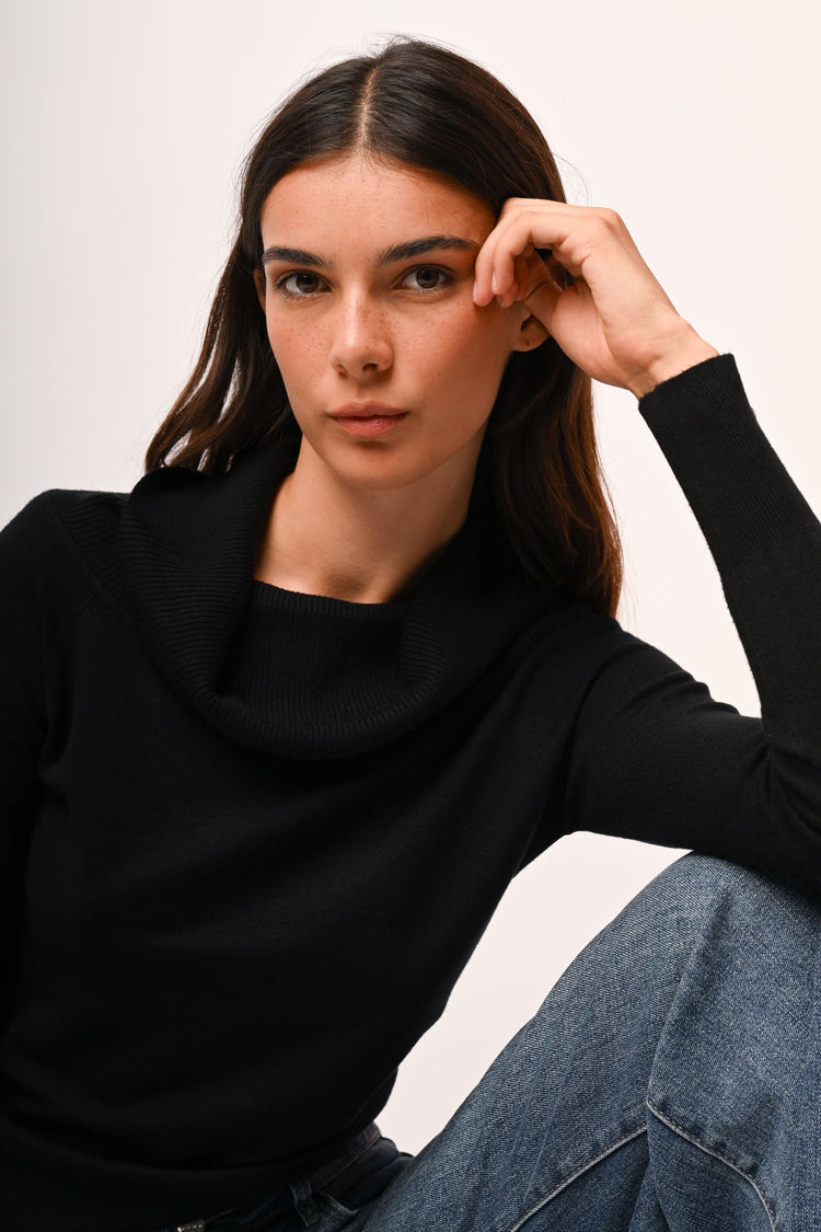 Jewel-button cuffs sweater