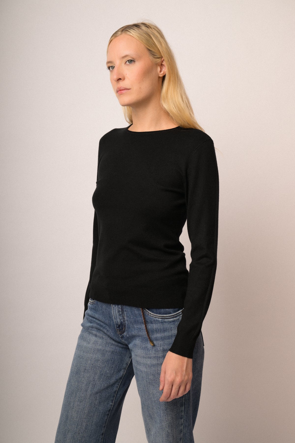 VG25197NE-26_2_2