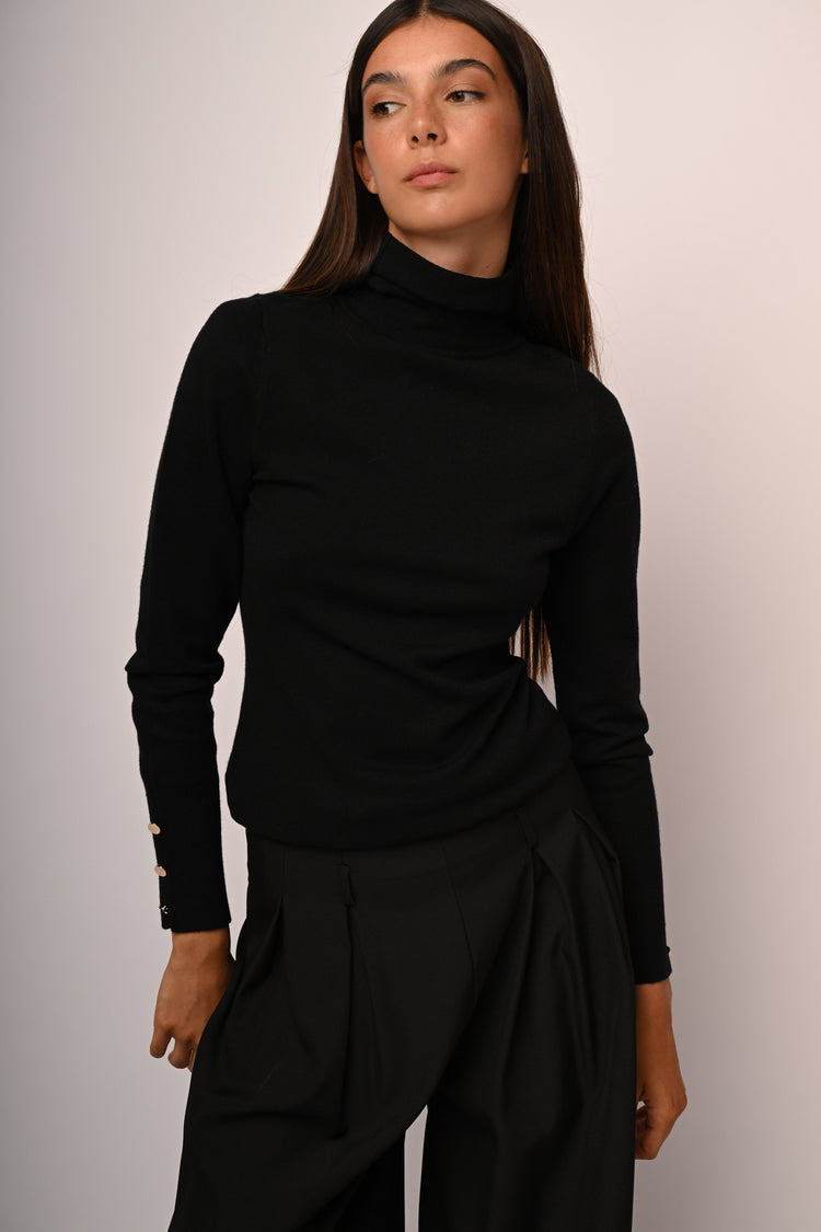 Buttoned cuff turtleneck