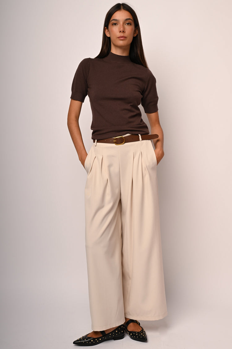 Short sleeves mock sweater