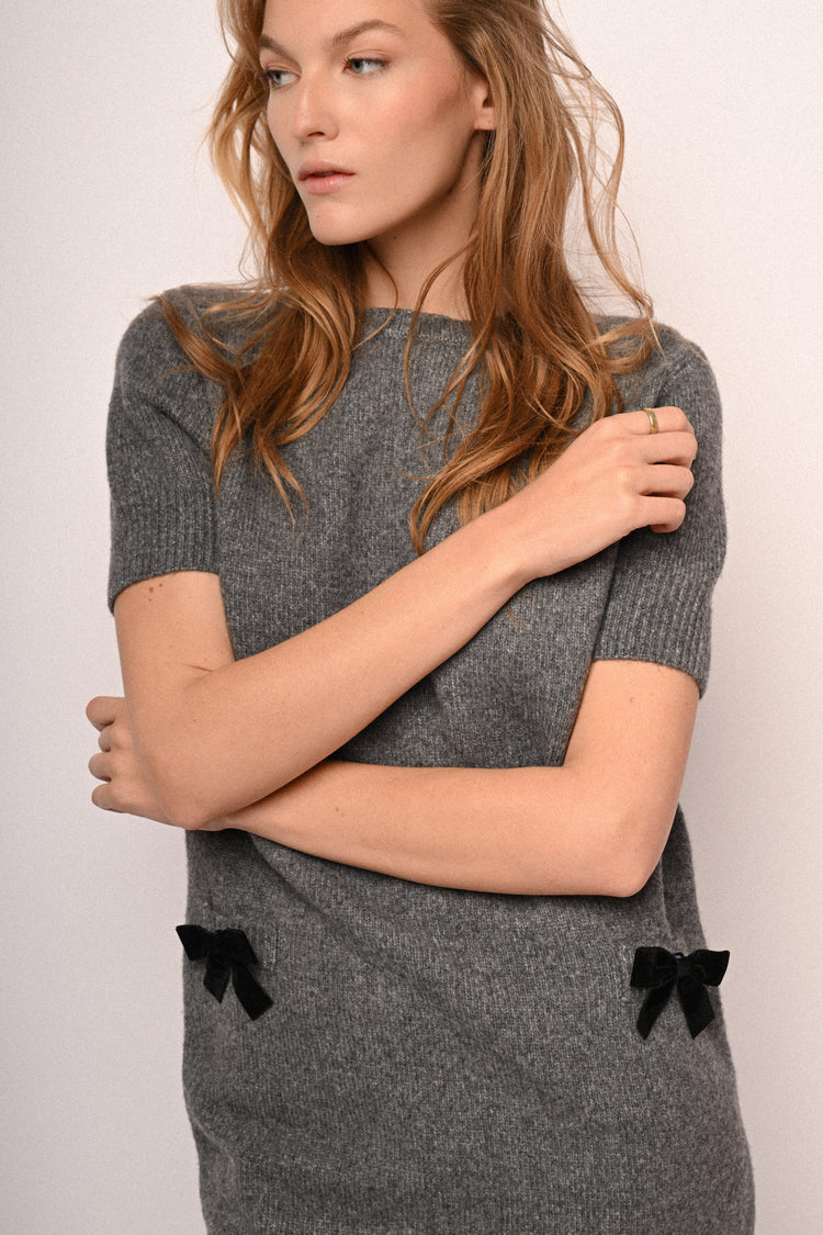 Bow-detail knit dress
