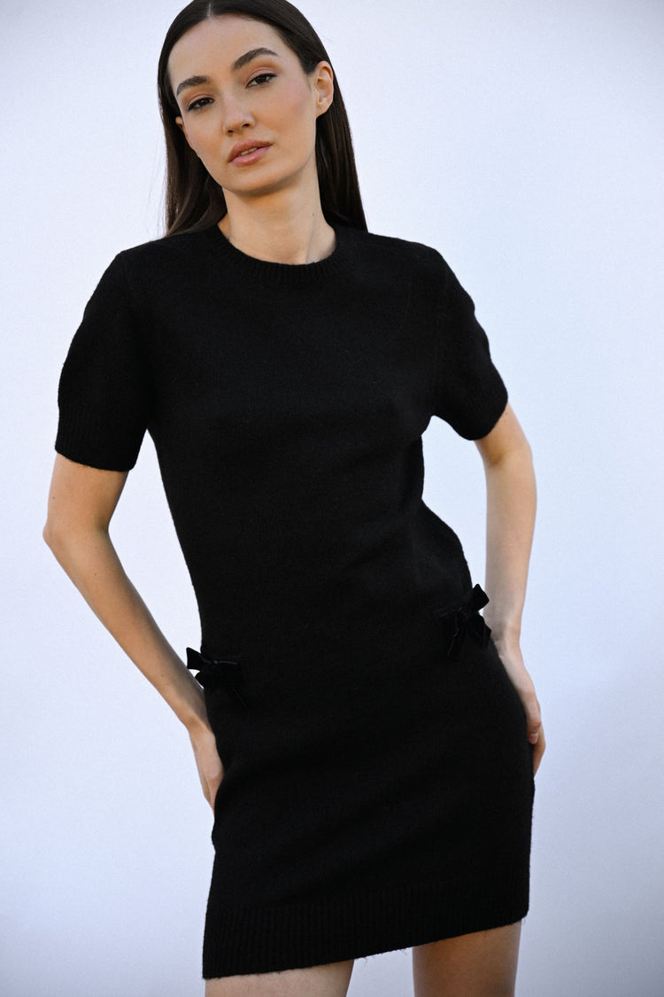 Bow-detail knit dress