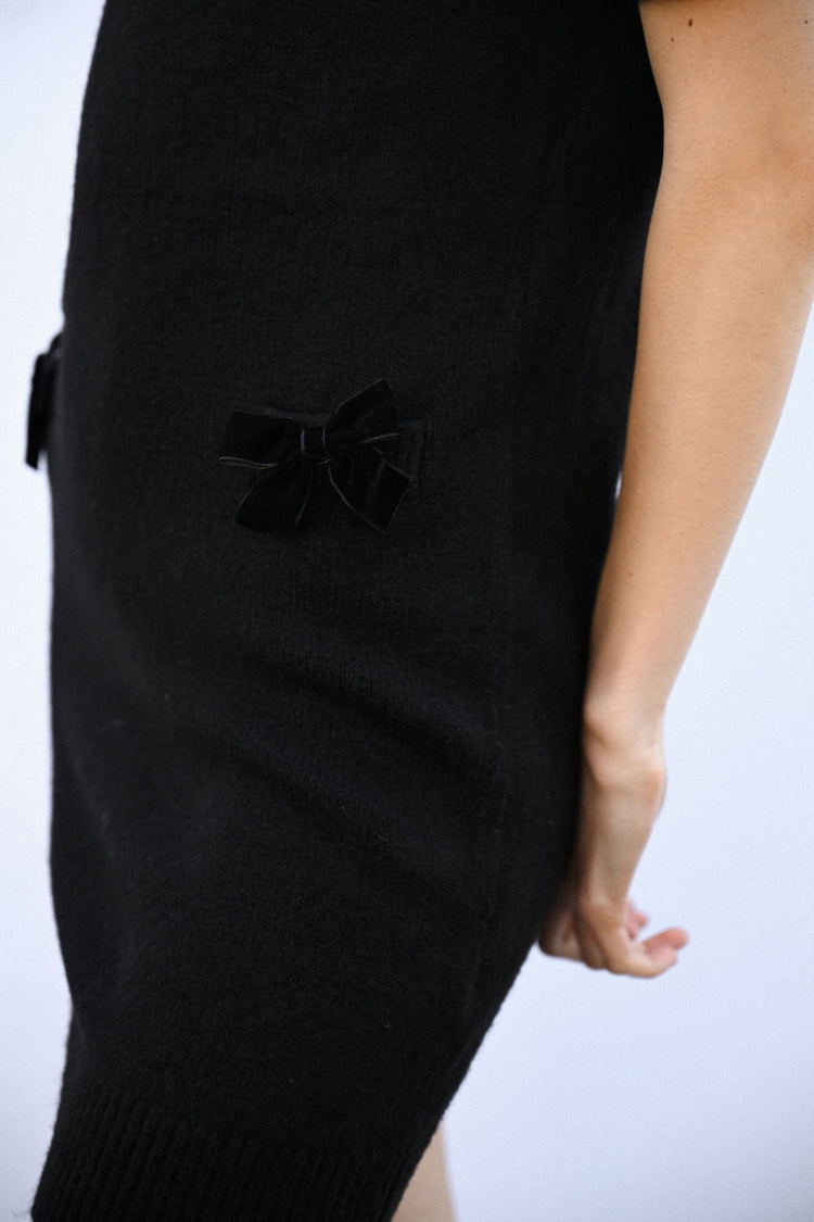 Bow-detail knit dress