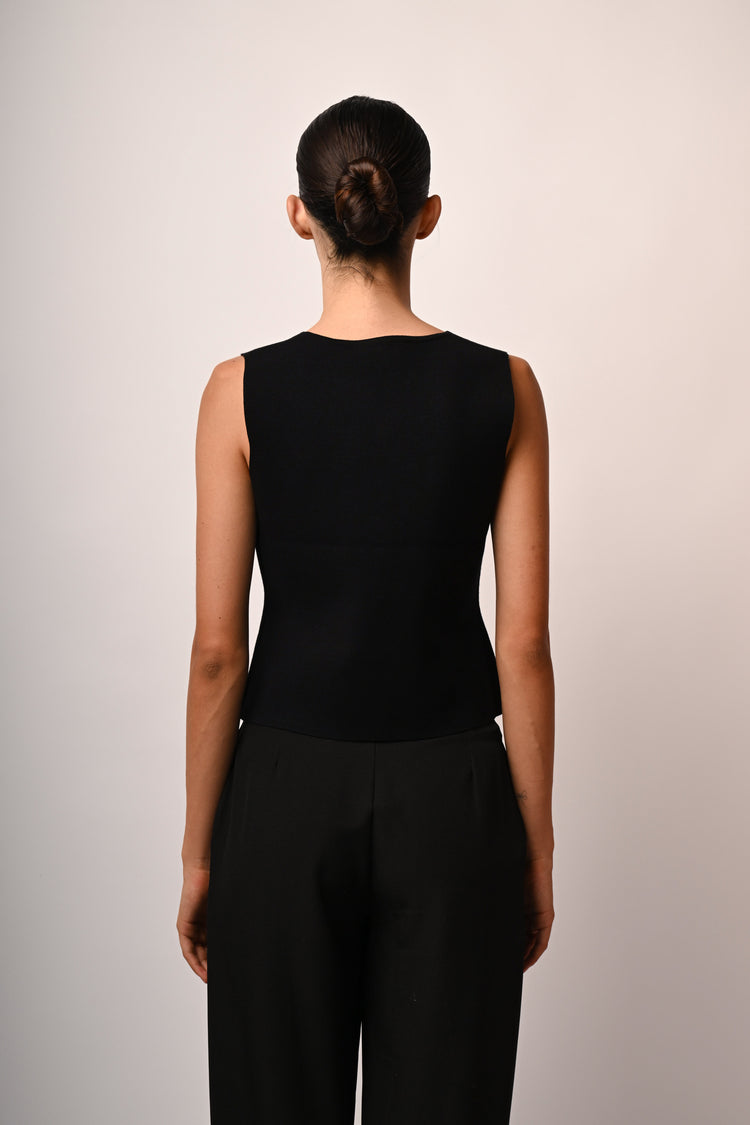 Welt pockets vest