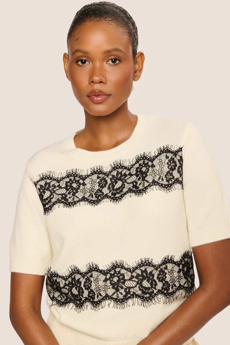 Lace-detail half-sleeve sweater