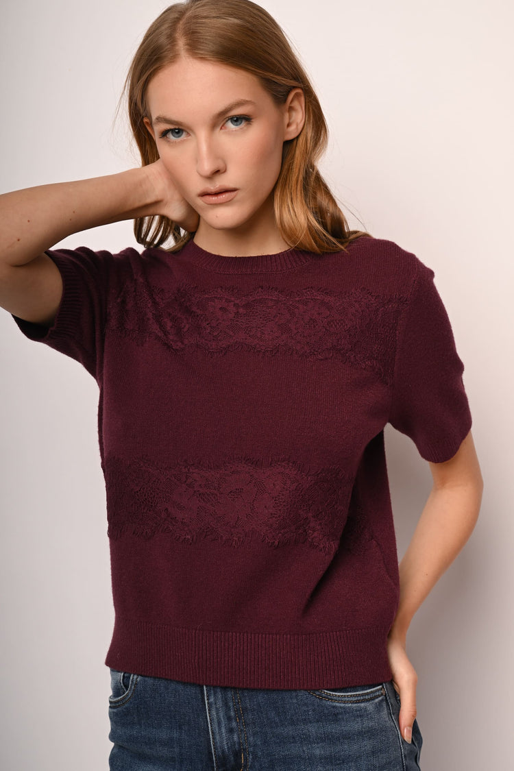 Lace-detail half-sleeve sweater